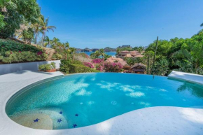Villa Seahorse/Pool, jacuzzy , access to the beach